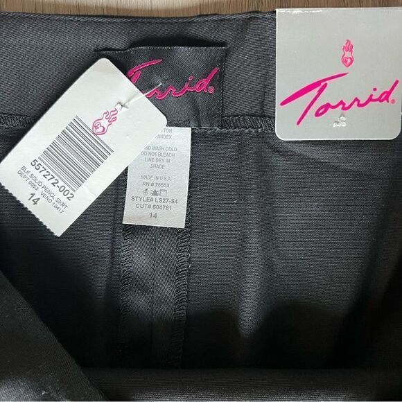 Torrid pencil skirt black size 14 plus new with tags - Picture 11 of 15